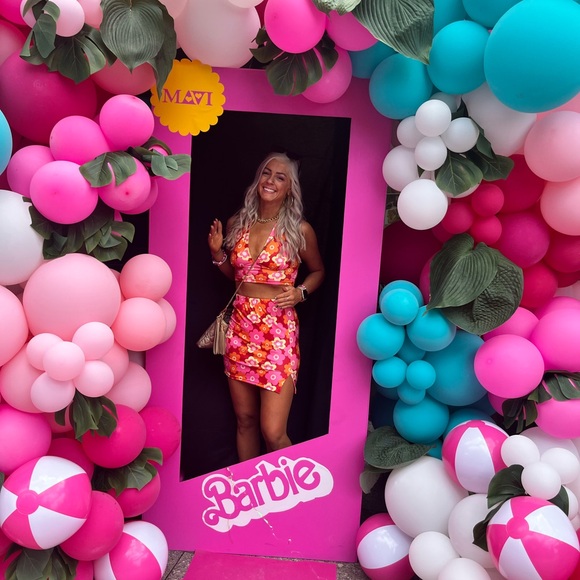 Meet your Posher, Hannah - Picture 2 of 8